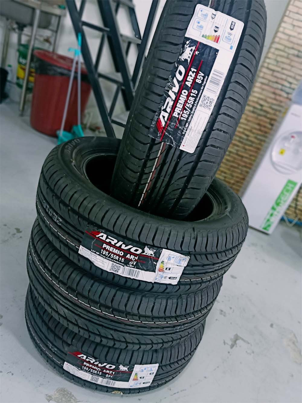 Llantas ARIVO Premio ARZ1 205/50R15 | Virtual Llantas
