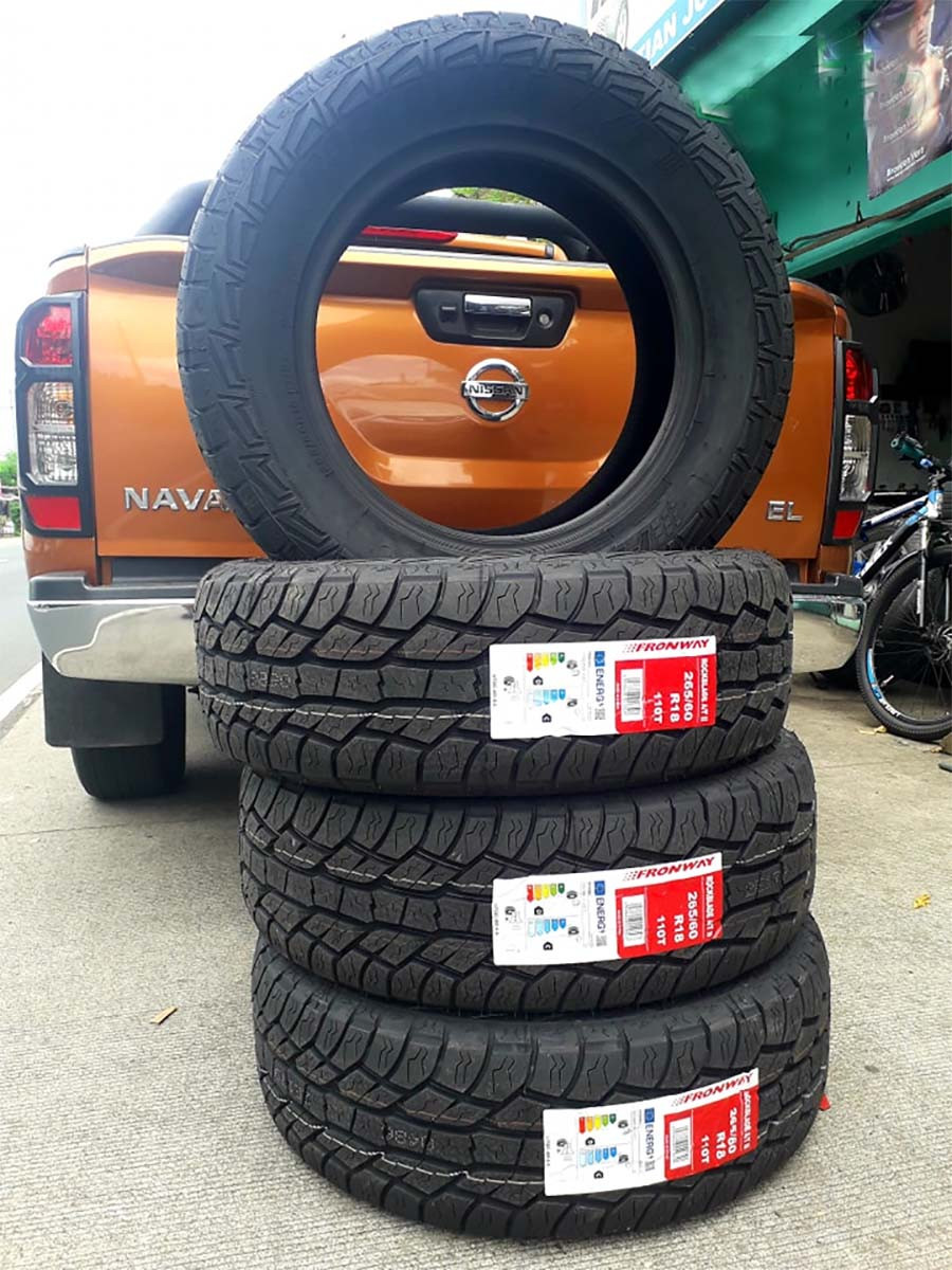 Llantas FRONWAY Rockblade A/T II 305/60R18 | Virtual Llantas